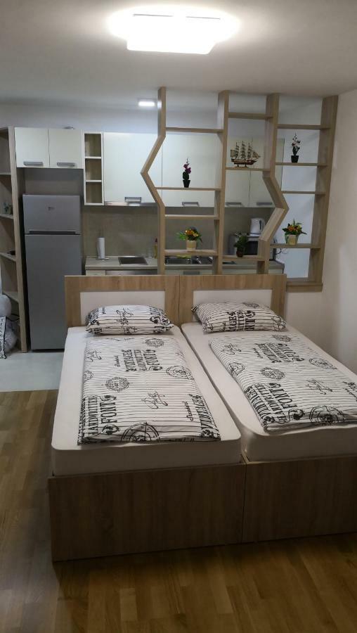 Studio Apartment Noa Мостар Экстерьер фото