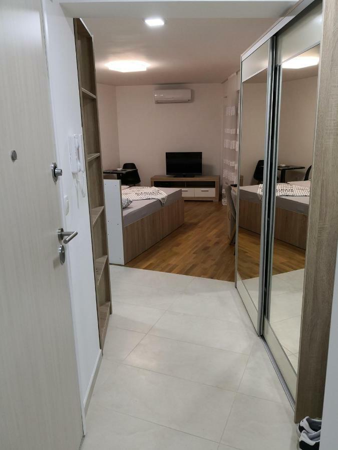 Studio Apartment Noa Мостар Экстерьер фото